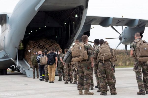 Reanudan vuelos de evacuación en Kabul, tras despeje de afganos