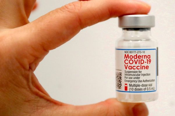 Cofepris aprueba uso de emergencia de la vacuna de Moderna