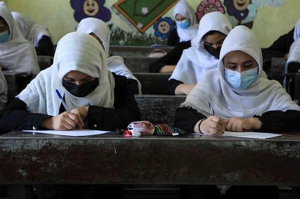 México inicia solicitudes de refugio de Afganistán, con prioridad para mujeres