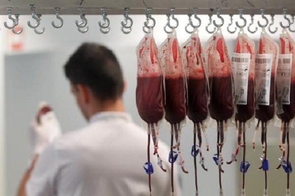 Israel elimina medida que prohibía a hombres homosexuales donar sangre