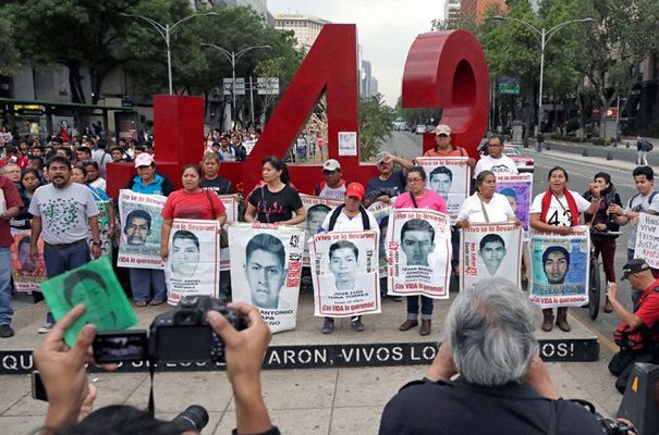 Segob reconoce asesinatos de vinculados a caso de los 43 de Ayotzinapa