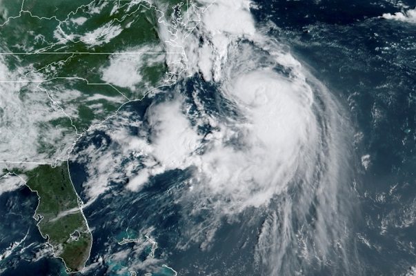 Huracán 'Henri' avanza hacia Long Island y Nueva Inglaterra