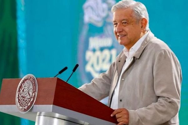 AMLO afirma que paso de 'Grace' no detendrá regreso a clases en Veracruz