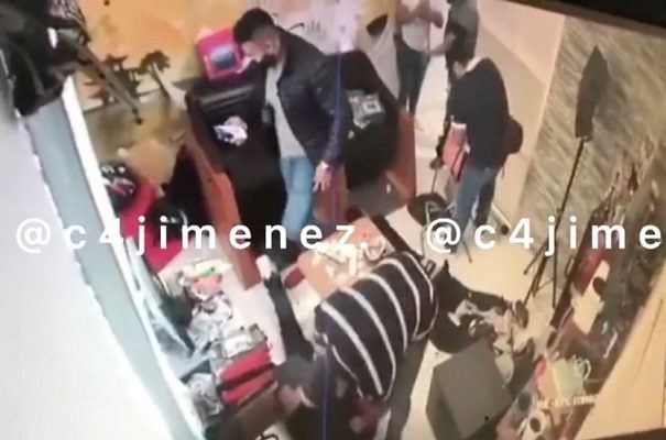 Agentes de la FGR habrían roban cargamento de cocaína, en CDMX