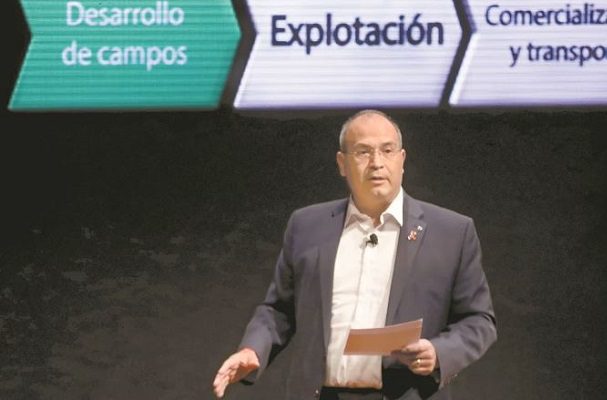 FGR cita juez a Carlos Treviño a audiencia por lavado de dinero