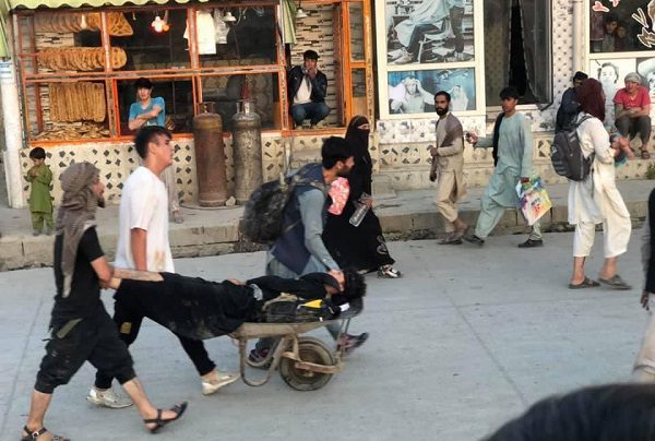 Reportan al menos 20 muertos tras explosión en Kabul #VIDEOS