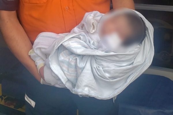 Localizan a recién nacida robada de hospital en Jalisco