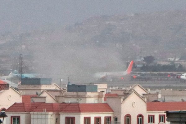 Pentágono confirma que militares de EU murieron por explosiones en Kabul