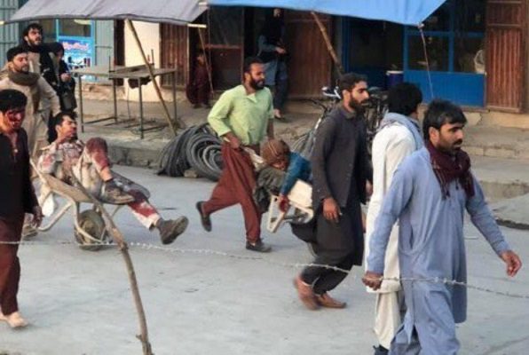 Estiman al menos 170 muertos por atentados en Kabul