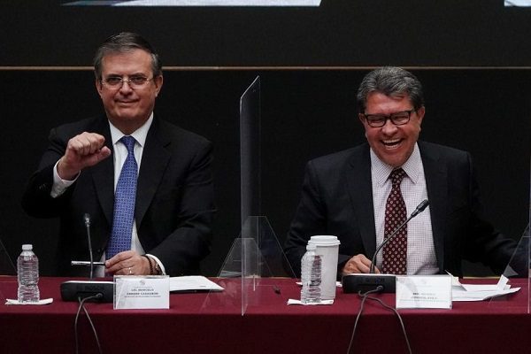 “Como nunca leo”, dice Monreal tras confunde Apatzingán con Afganistán