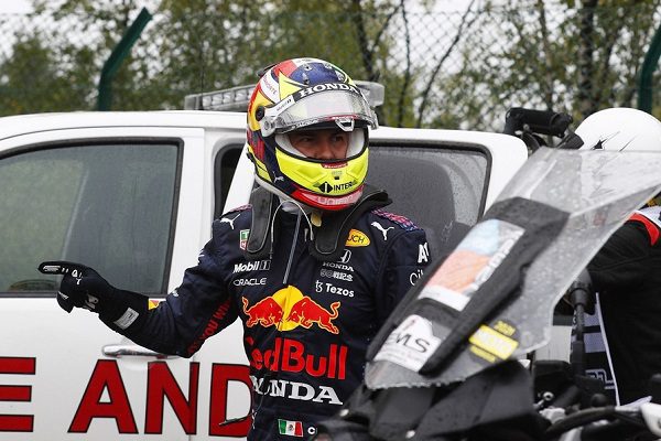 ‘Checo’ Pérez queda en último lugar del Gran Premio de Bélgica