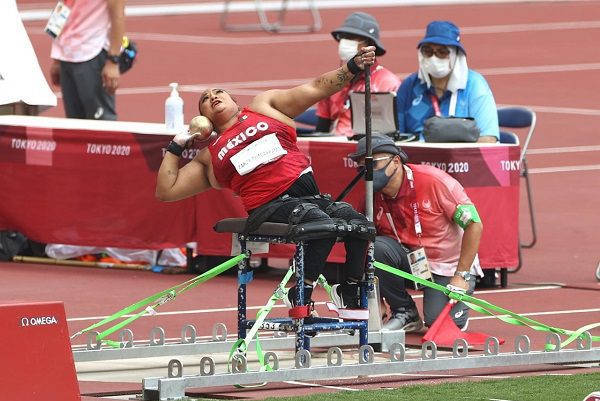 Gloria Zarza gana la novena medalla para México en los Juegos Paralímpicos