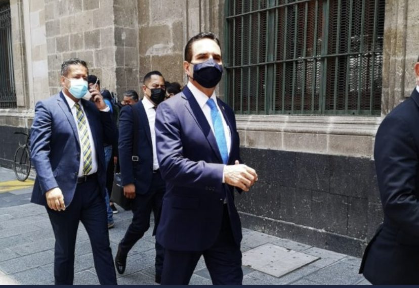Silvano Aureoles llega a Palacio Nacional para pedir recursos y pagar a maestros