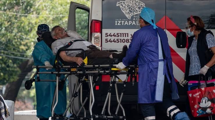 México suma en 24 horas 14 mil 814 casos y 877 muertes por COVID-19