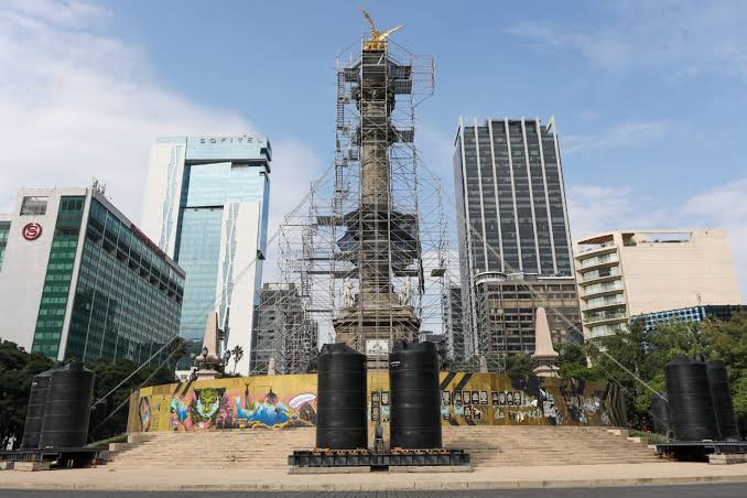 Ángel de la independencia mantendrá pinta feminista pese a restauración