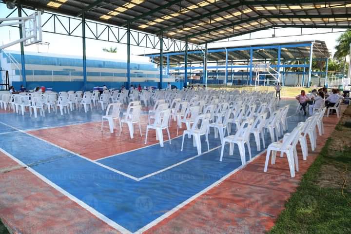 Módulos de vacunación vacíos en Tamaulipas pese a semáforo rojo