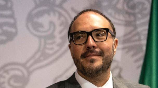 Toledo pide licencia por tiempo indefinido