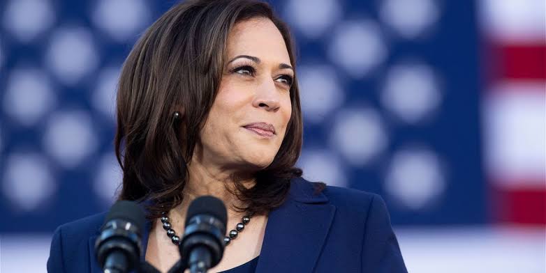 Kamala Harris conversará por teléfono con AMLO el martes