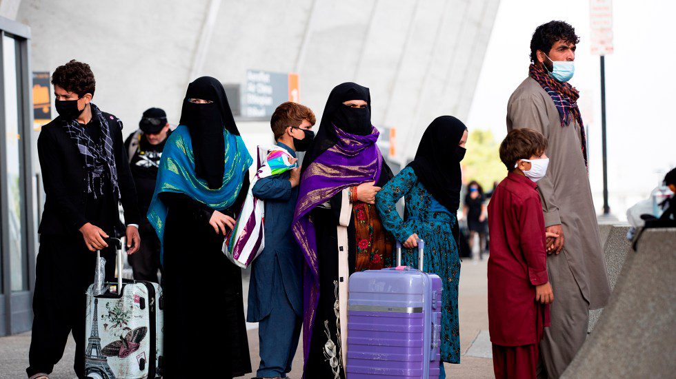 Presume Biden evacuación de más de 120 mil personas de Afganistán