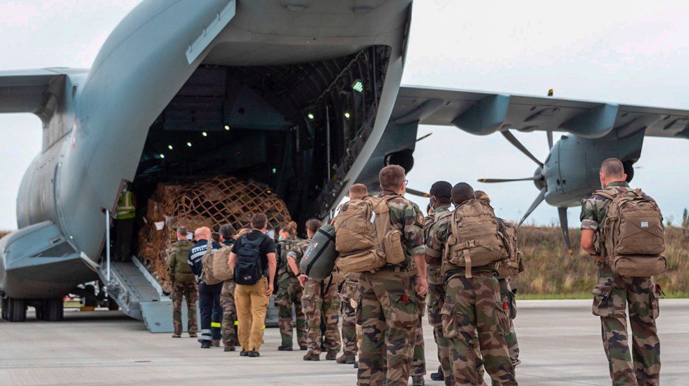 Francia concluye evacuaciones de Afganistán