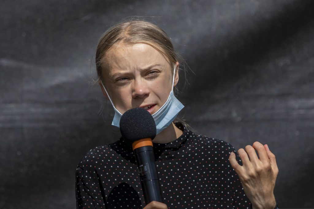 Greta Thunberg cambia de opinión y sí asistirá a COP26