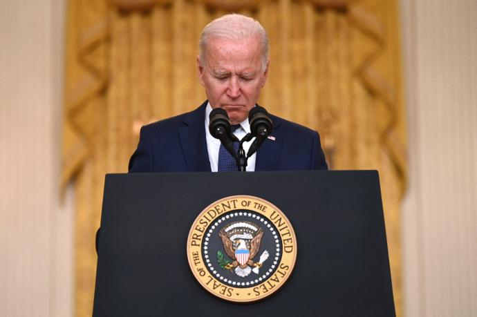 Biden acusa a China de ocultar información crucial respecto a origen de COVID
