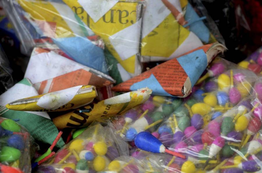 Explosión de camioneta con pirotecnia deja tres lesionados en Zumpango