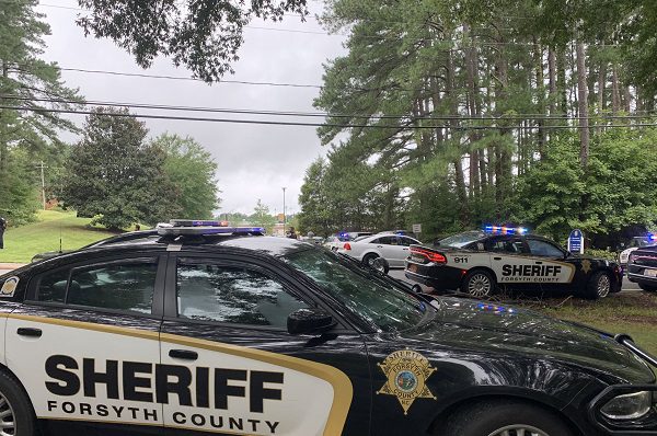 Tiroteo en secundaria de Carolina del Norte deja un herido