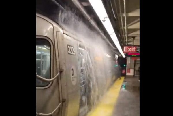Al menos nueve muertos por paso de “Ida” en el este de EE.UU. Metro de NY inundado