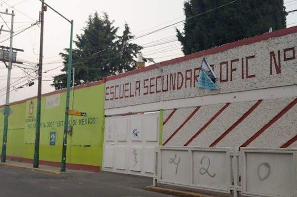Cierran escuela secundaria en Edomex por contagio de Covid-19