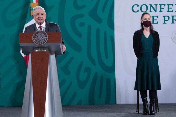 “Son lo mismo”, dice AMLO sobre PAN y VOX, partido español de ultraderecha