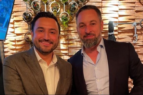 Despiden a encargado de redes del PAN en el Senado tras escándalo por Vox