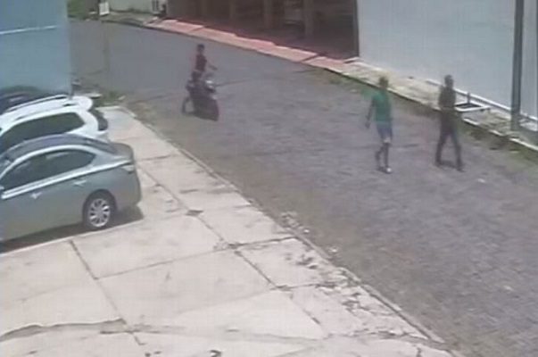 Sujetos roban campana de un convento en Veracruz #VIDEO