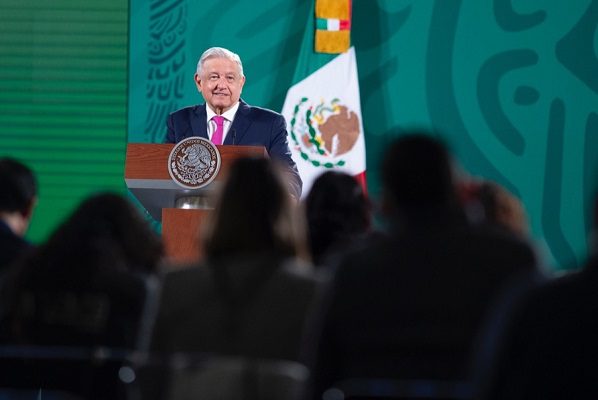 AMLO pronostica que México crecerá más de 6% este 2021