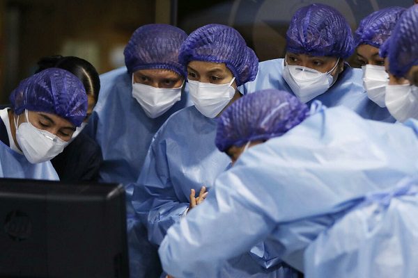 Regulador europeo ve como "potencialmente preocupante" variante Mu