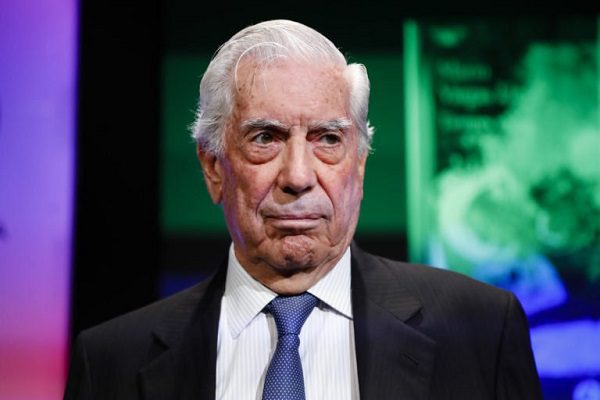 Mario Vargas Llosa revela abuso sexual a los 12 años por un religioso