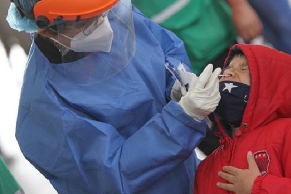 Asintomático provoca brote de Covid-19 en 99 niños en orfanato en Filipinas