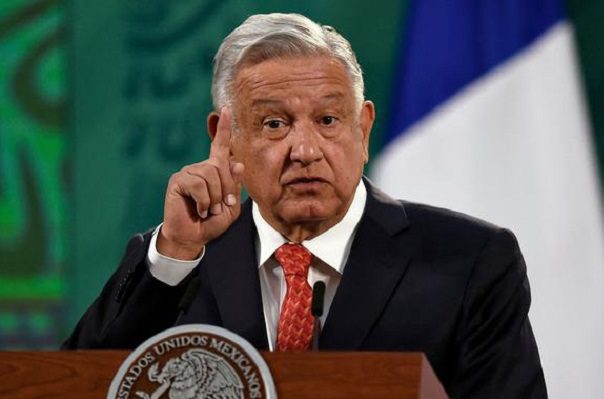 AMLO asegura que no quiere estatuas, calles u obras con su nombre