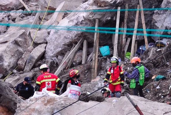 Desalojan 80 casas del Cerro del Chiquihuite e identifican a víctima