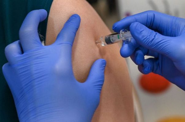 The Lancet descarta necesidad de dosis de refuerzo contra Covid-19