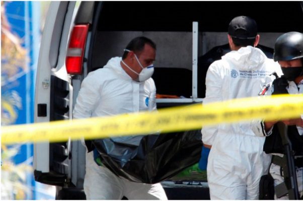 Autoridades ya investigan hallazgo de 10 cuerpos en finca de Zacatecas