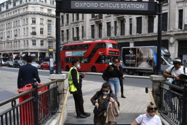 Reino Unido relaja medidas covid para viajeros, pero no para Latinoamérica