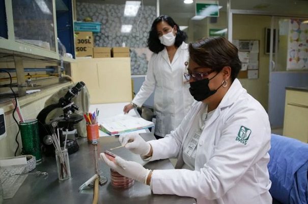 IMSS abre primera licitación pública para uso de sus patentes