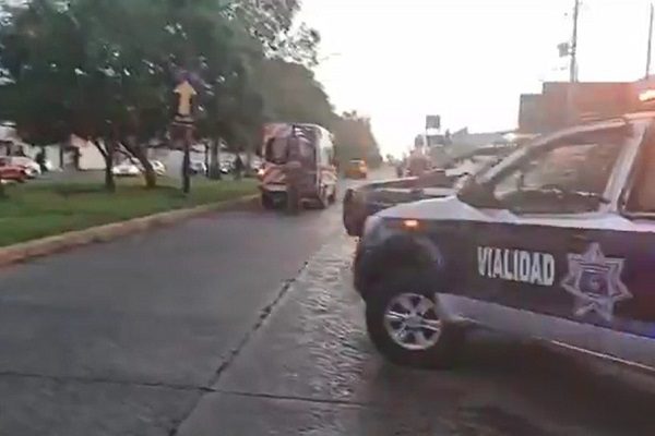 Al menos dos muertos tras explosión afuera de restaurante, en Salamanca