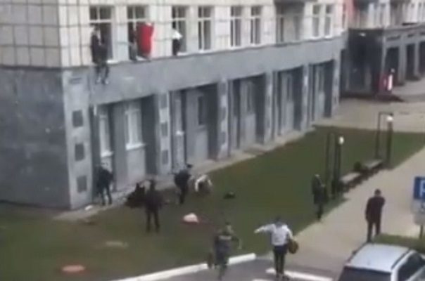 Tiroteo en universidad de Rusia deja 8 muertos y 24 heridos