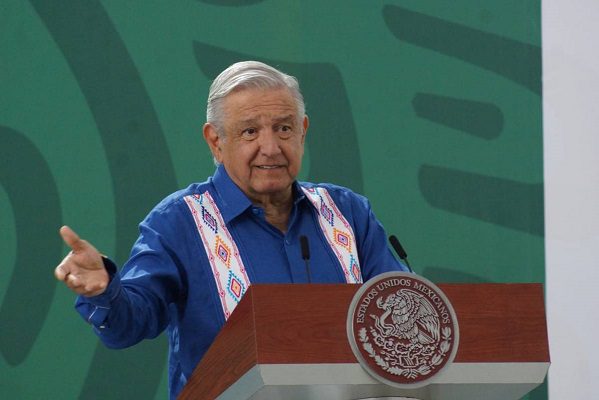 Pese a diferencias, AMLO asegura un balance "muy positivo" en cumbre de Celac