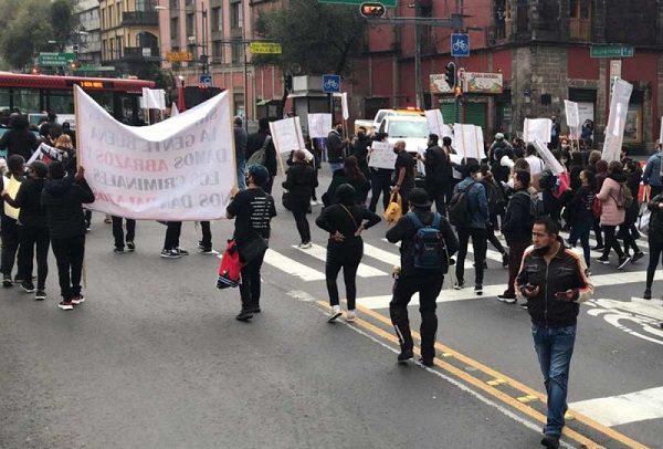 Familiares amigos y compañeros exigen esclarecer asesinato de neurólogo en Coyoacán