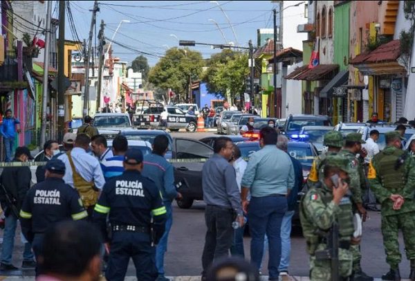 Tras balacera, agentes de la FGR abaten a delincuente en Metepec