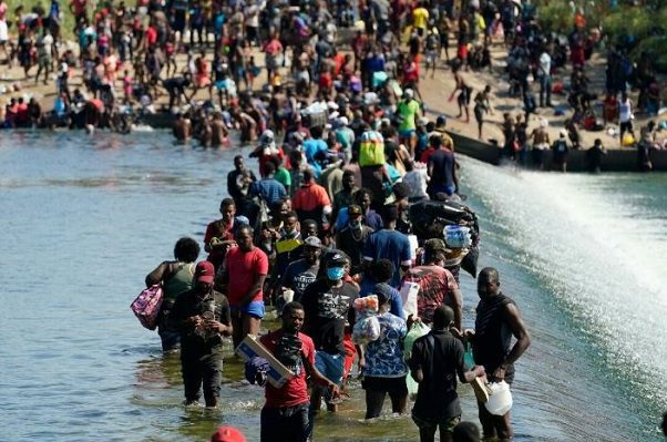 “En el cielo hay control migratorio”, asevera comisionado del INM