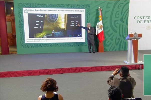 AMLO desestima confrontación con EE.UU. y reitera desbloqueo de Cuba